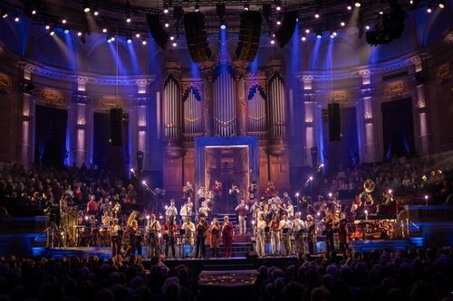 A Firi Fu Fri - 50 jaar Onafhankelijkheid Suriname