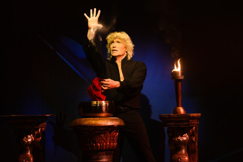 Face the Future Hans Klok_094_Foto Roy Beusker