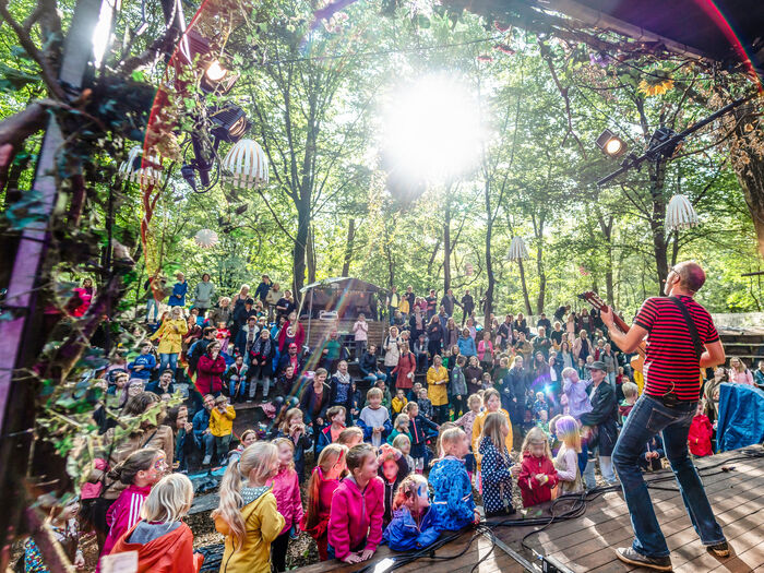 Jasper Smit_Spring Spring Springen_2_gebruik met naamsvermelding_Michael Bosboom