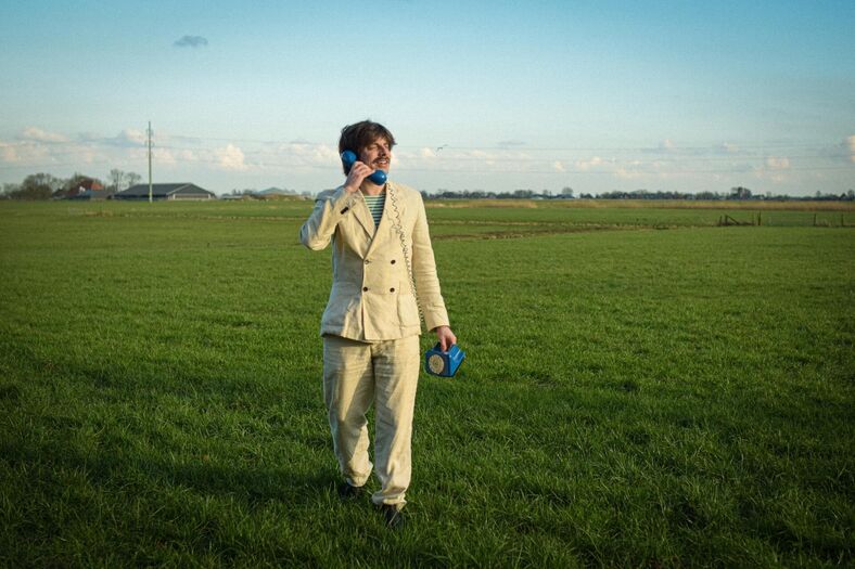 Joost Oomen_Tot wie wij zijn (c) Esther Lutgendorff_liggend_v2