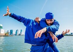 Maas theater en dans | DOX | Blackbirds