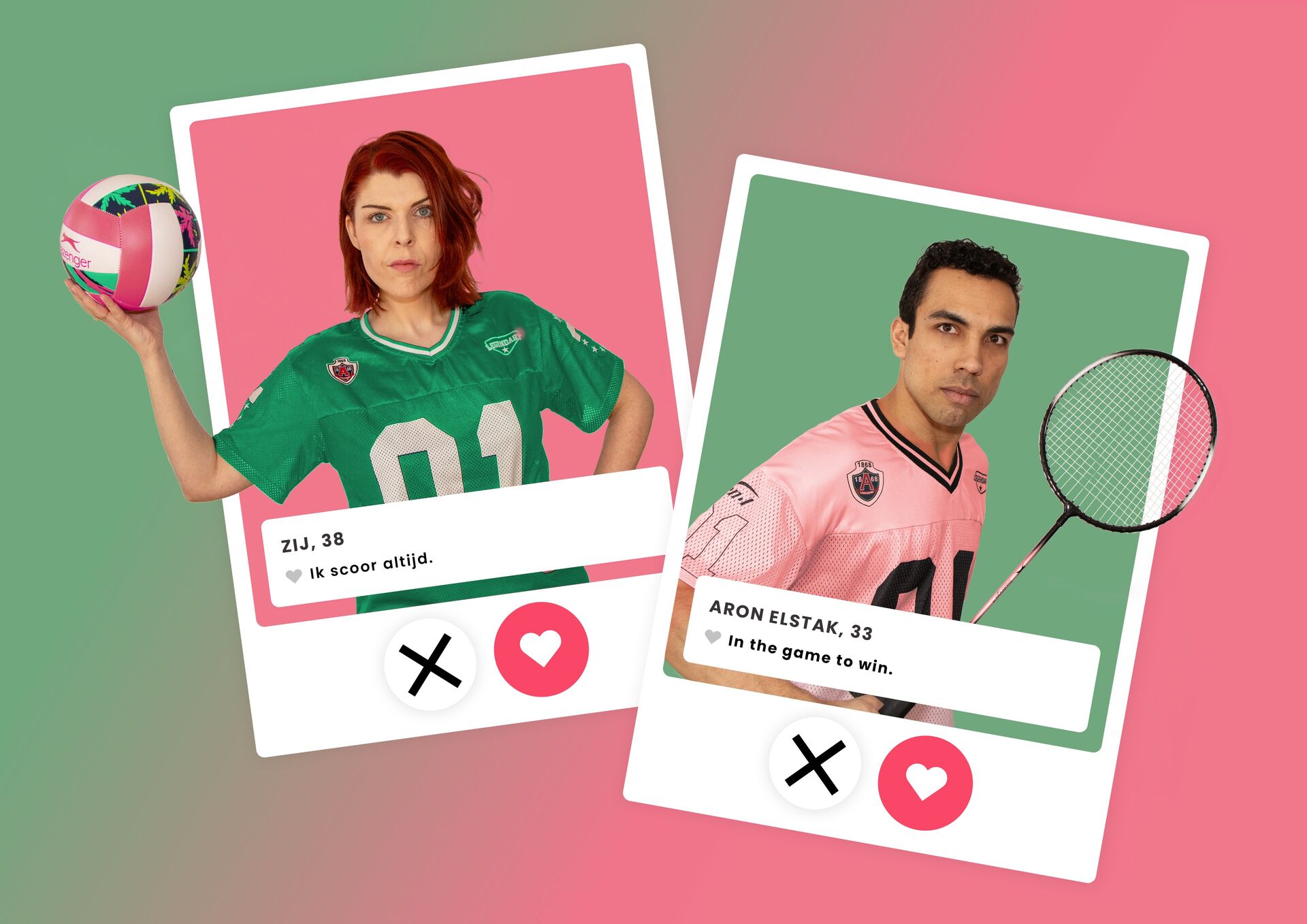 Wisselend gekantelde polaroidachtige sportportretten van twee personen met felgekleurde achtergronden, één met volleybal en één met badmintonracket, elk voorzien van een naamlabel en icoontjes.