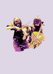 Twee gemaskerde performers bespelen viool en cello naast elkaar in paars‑gele bewerking.