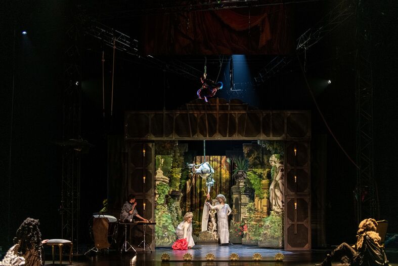 Scenefoto The Opera Circus