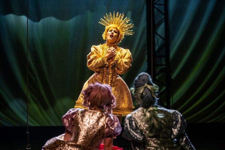 Scenefoto The Opera Circus